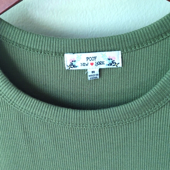 Green casual Tshirt dress - Picture 2 of 3